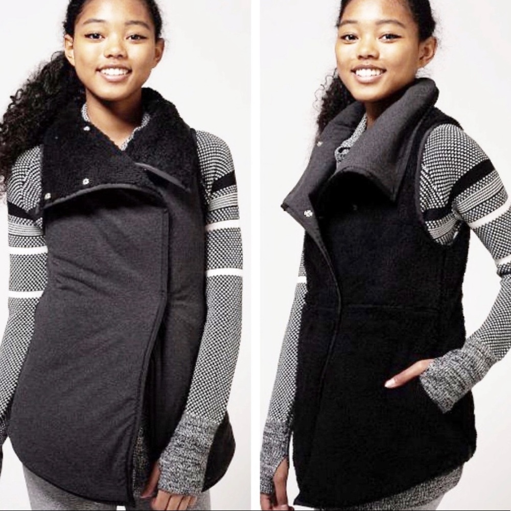 Ivivva lululemon girls grey vest. Reversible, fuzzy and super soft! Size 10